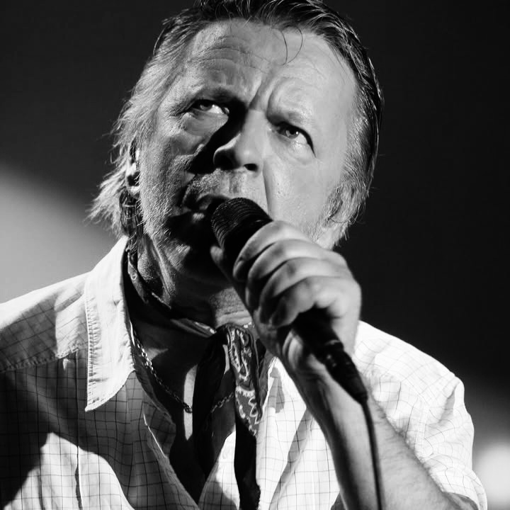 دانلود آهنگ Renaud Mistral Gagnant